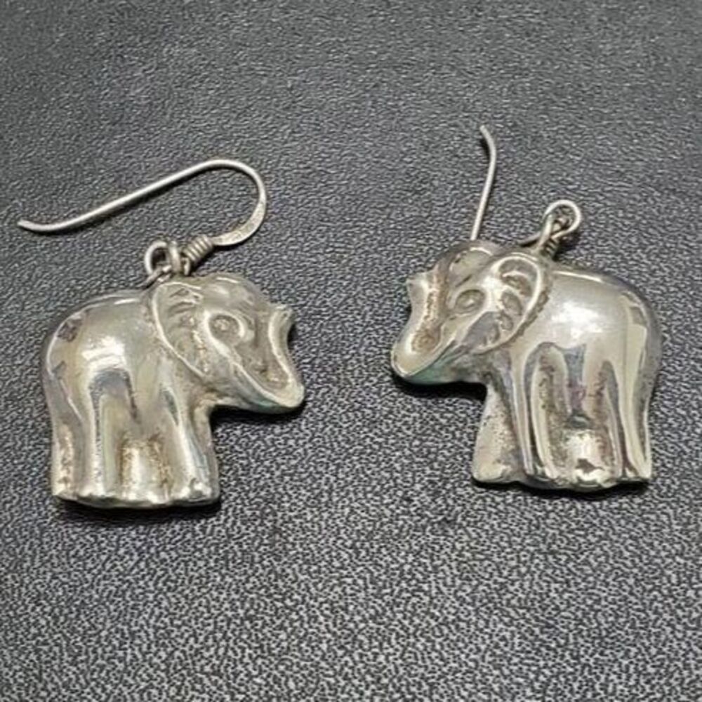 Sterling silver vintage elephant earrings
